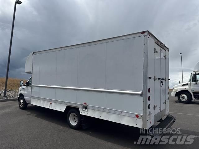 Ford E-350 廂式貨物運輸車