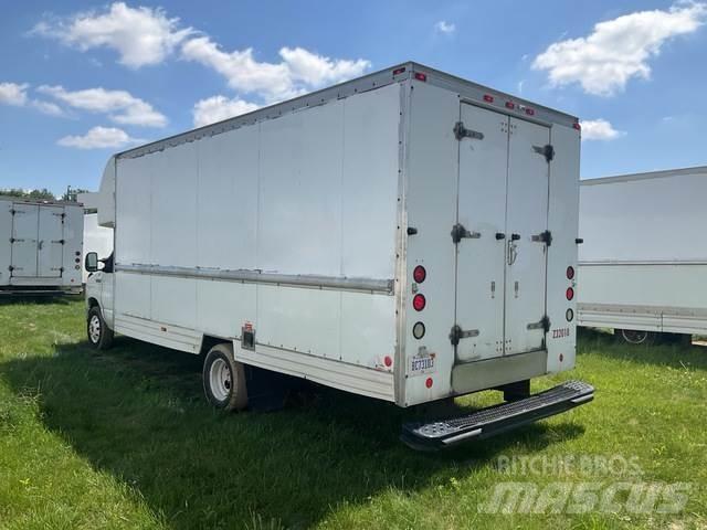Ford E-350 廂式貨物運輸車