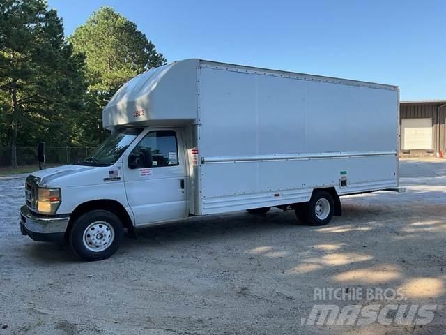 Ford E-350 車廂