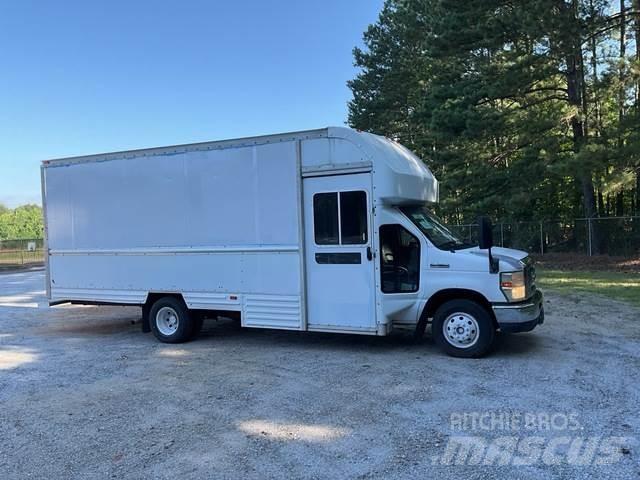 Ford E-350 車廂