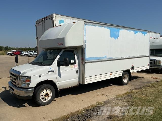 Ford E-350 貨箱式卡車