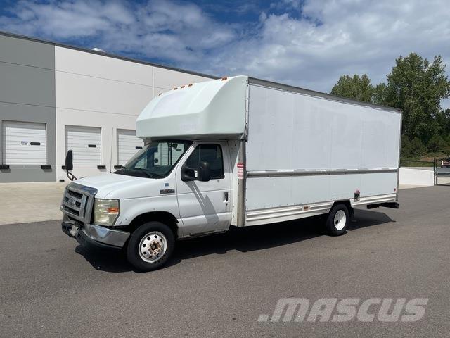 Ford E-350 貨箱式卡車