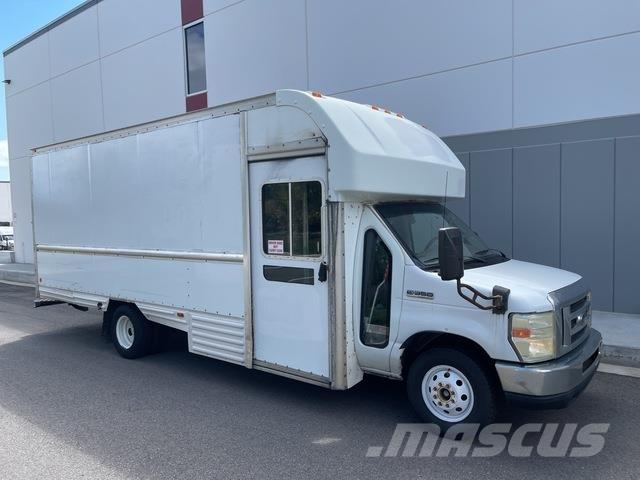 Ford E-350 貨箱式卡車