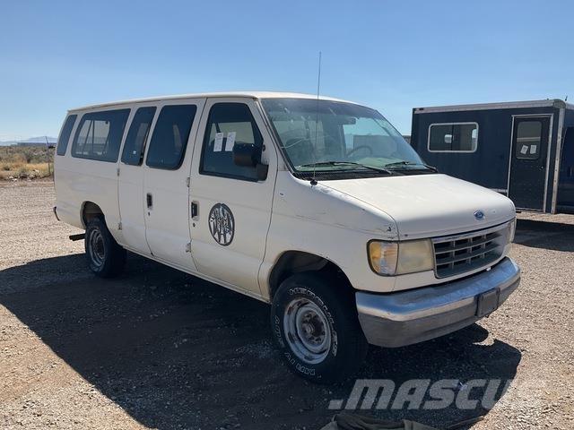 Ford E-350 汽車