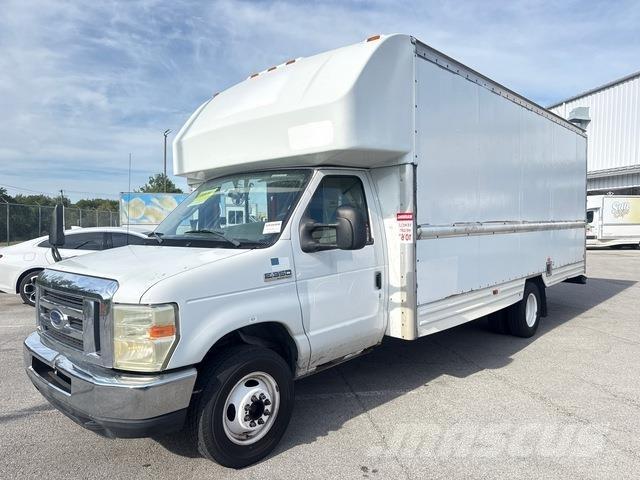 Ford E-350 車廂