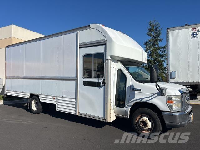Ford E-350 廂式貨物運輸車