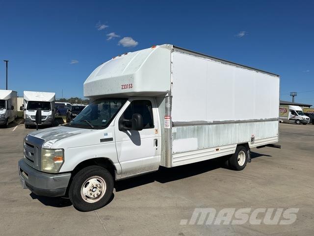 Ford E-350 廂式貨物運輸車