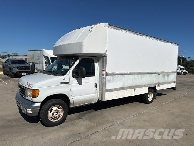 Ford E-350 廂式貨物運輸車