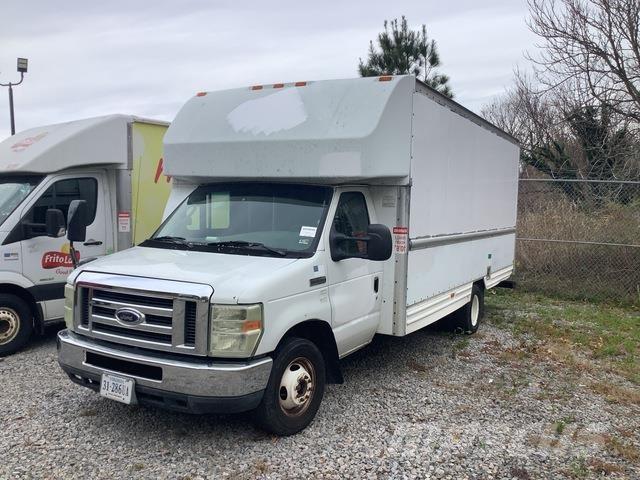Ford E-350 廂式貨物運輸車