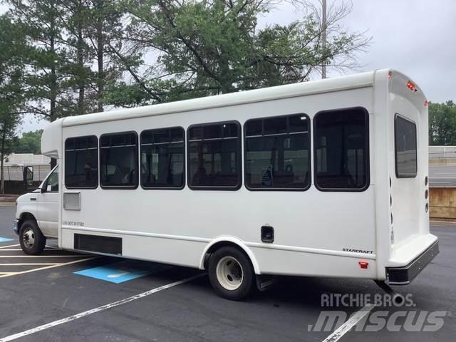 Ford E-450 迷你巴士