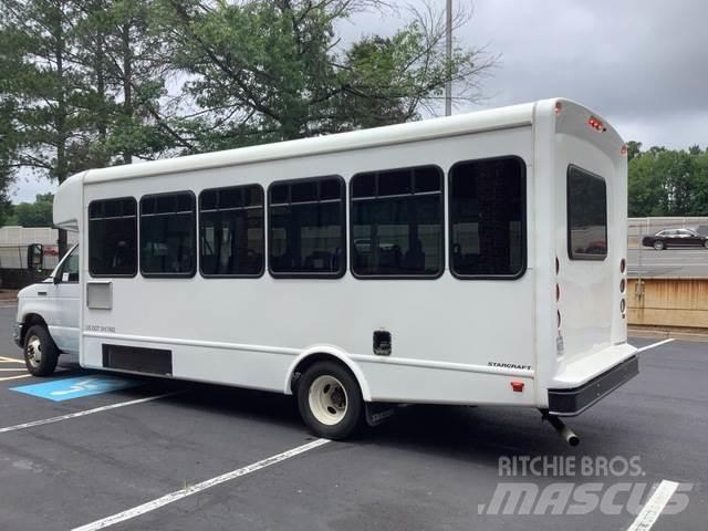 Ford E-450 迷你巴士