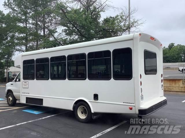 Ford E-450 迷你巴士
