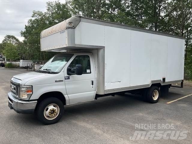 Ford E-450 貨箱式卡車
