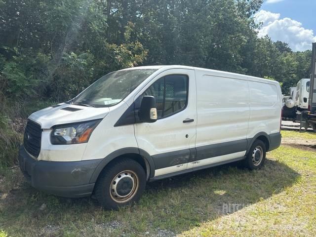 Ford E150 廂式貨物運輸車