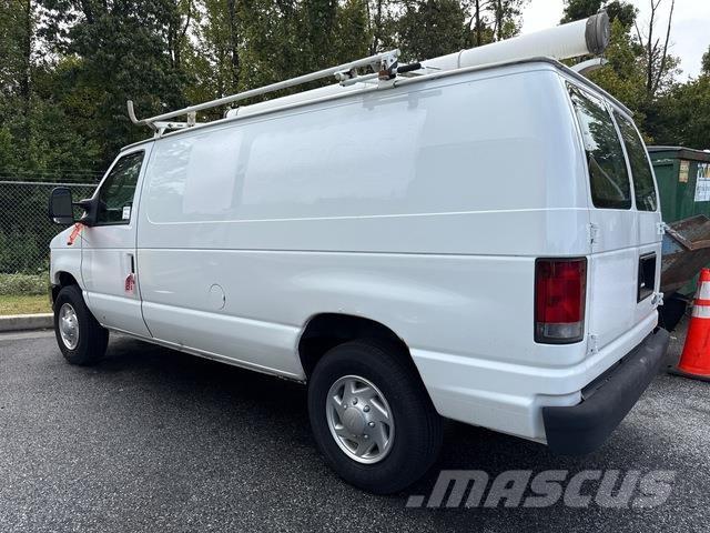 Ford E250 廂式貨物運輸車