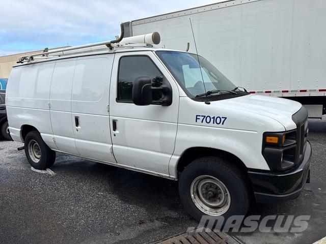Ford E250 廂式貨物運輸車