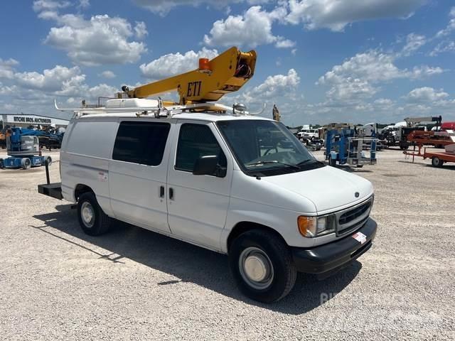 Ford E350 貨箱式卡車
