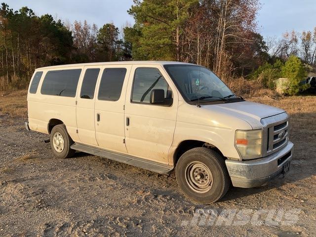 Ford E350 汽車