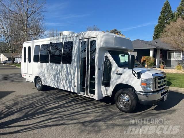 Ford E450 廂式貨物運輸車