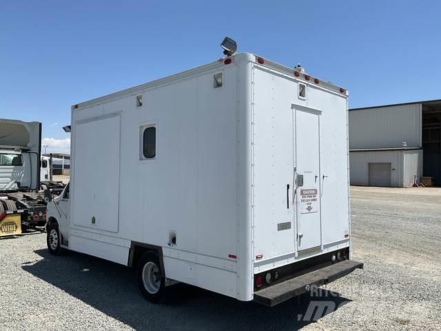 Ford E450 廂式貨物運輸車