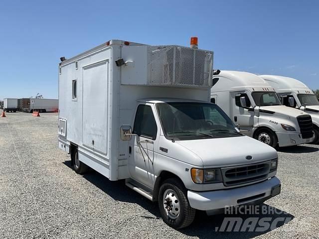 Ford E450 廂式貨物運輸車