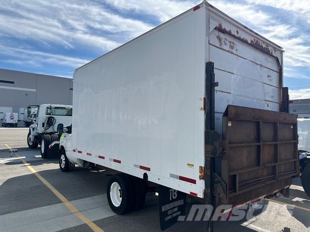 Ford E450 貨箱式卡車