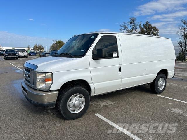 Ford Econoline 廂式貨物運輸車