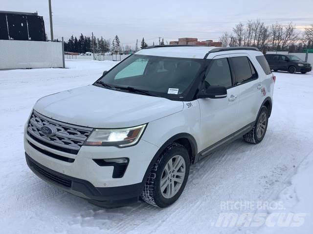 Ford Explorer 汽車