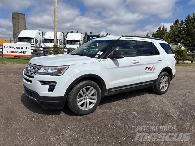 Ford Explorer 汽車
