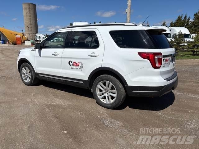 Ford Explorer 汽車