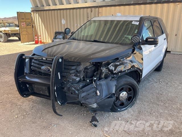 Ford Explorer 汽車