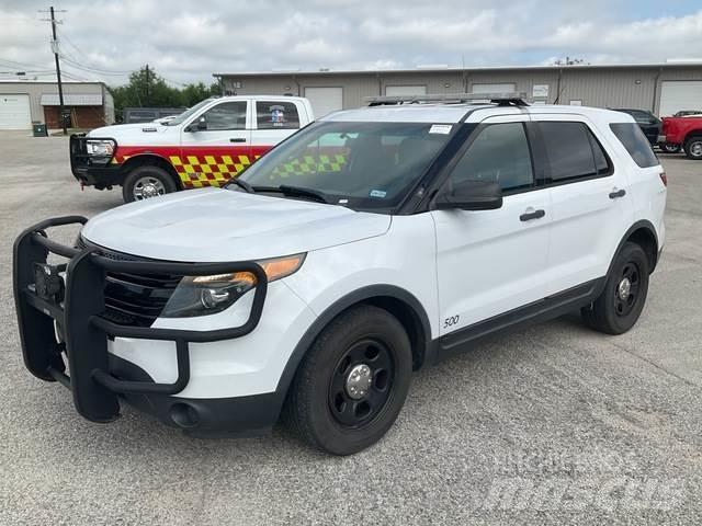 Ford Explorer 汽車