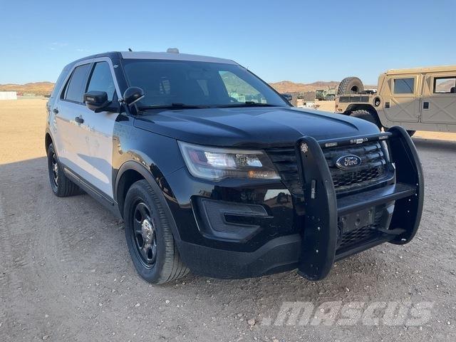 Ford Explorer 汽車