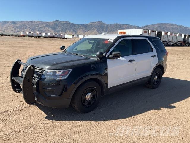 Ford Explorer 汽車