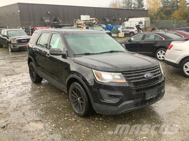 Ford Explorer 汽車