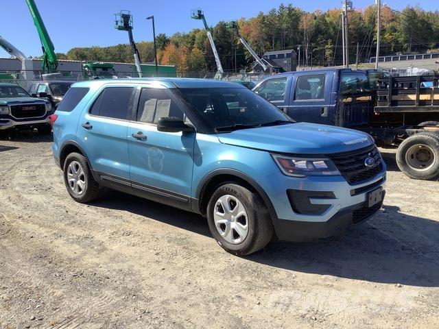 Ford Explorer 汽車