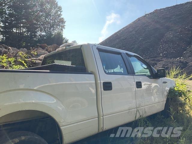Ford F-150 皮卡.傳統半斗卡車/側卸板