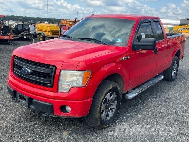 Ford F-150 皮卡.傳統半斗卡車/側卸板