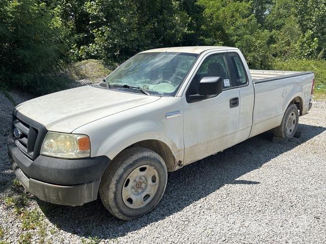 Ford F-150 皮卡.傳統半斗卡車/側卸板