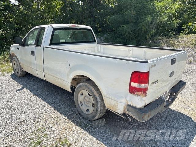 Ford F-150 皮卡.傳統半斗卡車/側卸板