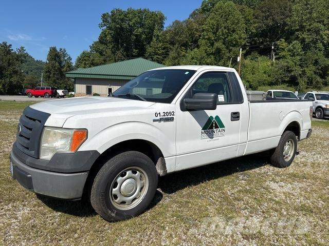 Ford F-150 皮卡.傳統半斗卡車/側卸板