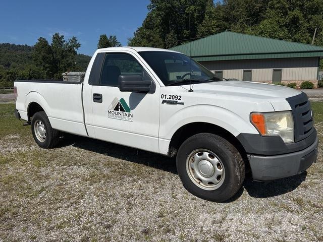 Ford F-150 皮卡.傳統半斗卡車/側卸板
