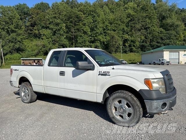 Ford F-150 皮卡.傳統半斗卡車/側卸板