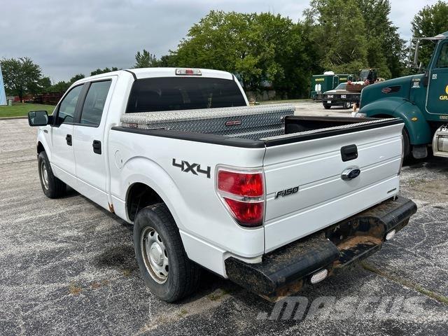 Ford F-150 皮卡.傳統半斗卡車/側卸板