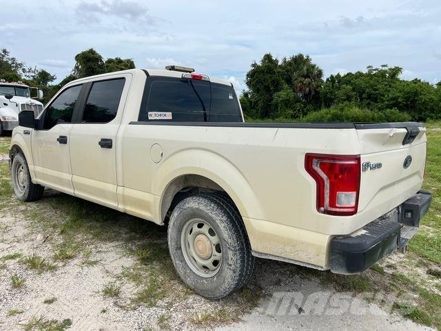 Ford F-150 皮卡.傳統半斗卡車/側卸板