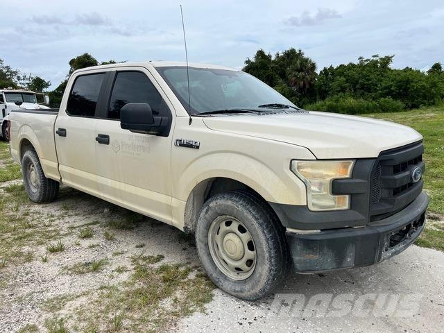 Ford F-150 皮卡.傳統半斗卡車/側卸板