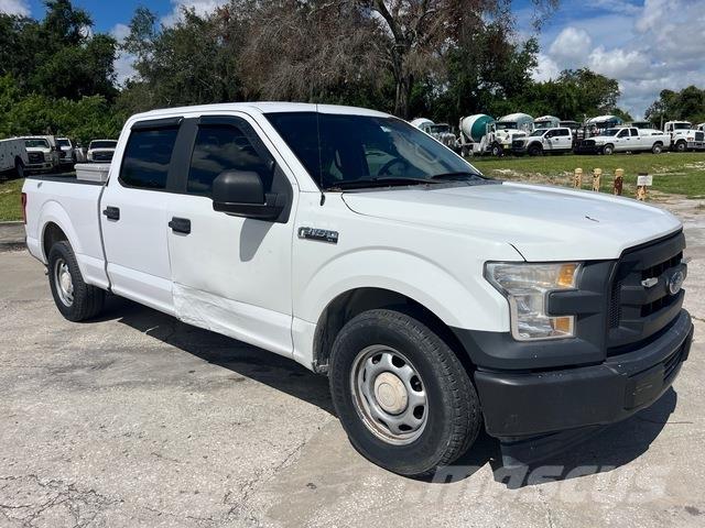 Ford F-150 皮卡.傳統半斗卡車/側卸板