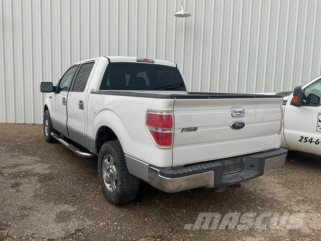 Ford F-150 皮卡.傳統半斗卡車/側卸板
