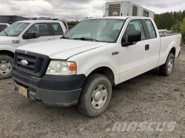 Ford F-150 皮卡.傳統半斗卡車/側卸板
