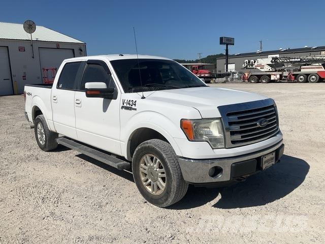 Ford F-150 皮卡.傳統半斗卡車/側卸板